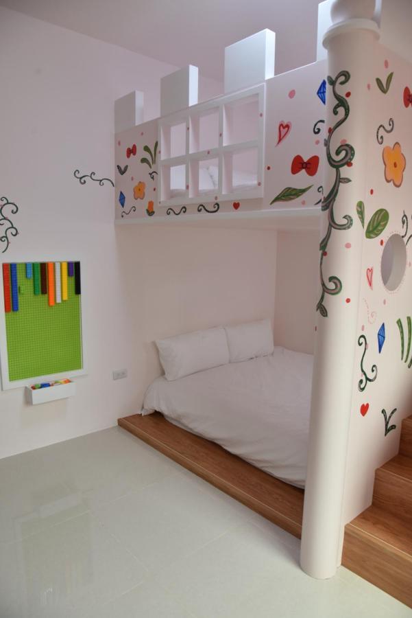 Kids Heart Home Fengyuan Exteriör bild