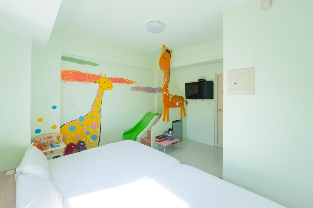 Kids Heart Home Fengyuan Exteriör bild